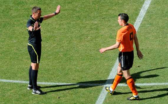 Netherlands v Denmark - Robin Van Persie  (Getty)