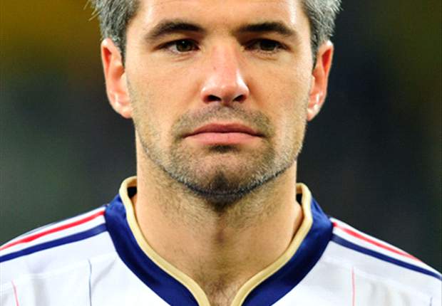 Official: Jeremy Toulalan joins Malaga from Lyon