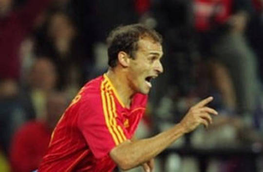 Mariano Pernia celebrates for Spain against Croatia (AFP)