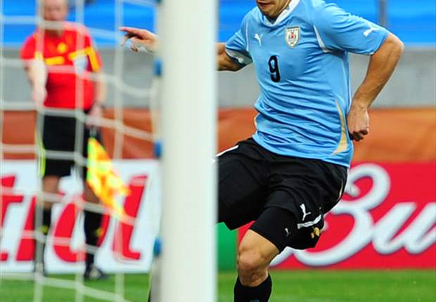 Uruguay 2-1 South Korea: Luis Suarez Shoots La Celeste Into Quarter-Finals