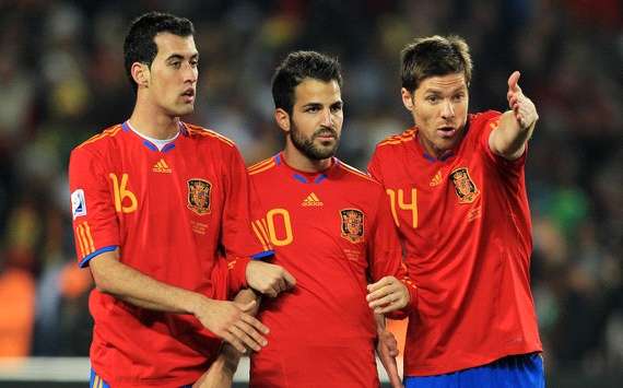 FIFA World Cup : Sergio Busquets & Cesc Fabregas & Xabi Alonso (Spain) - (Gettyimages)