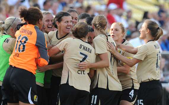 FC Gold Pride Celebration (Patricia Giobetti)