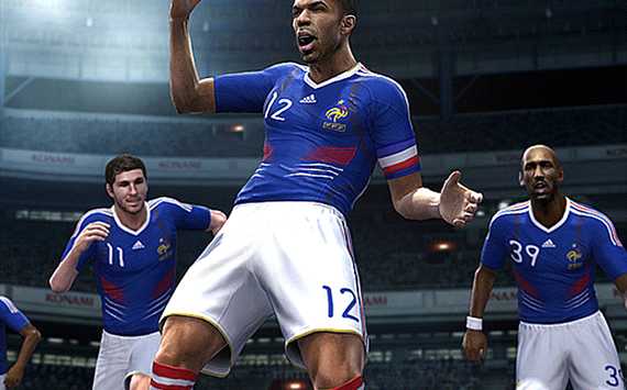 Frankreich jubelt in PES 2011 (iamgamer.de)