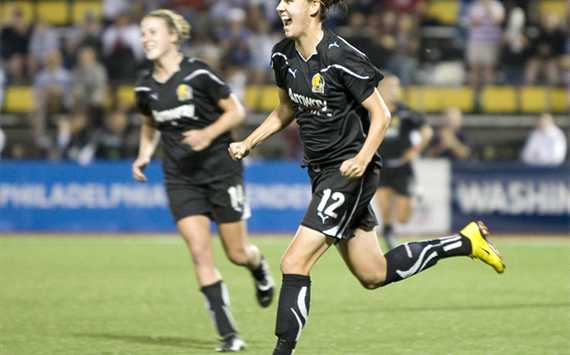 Christine Sinclair, FC Gold Pride (William Mancebo, Tri-City Voice)