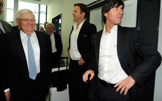 Theo Zwanziger, Oliver Bierhoff, Jogi Löw (Getty Images)