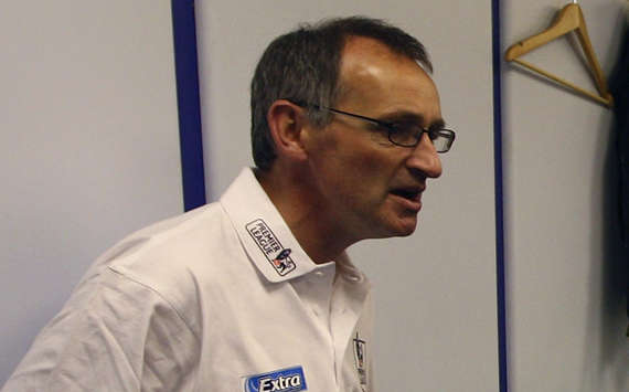 Former Chelsea winger Nevin doubts club's Europa League chances