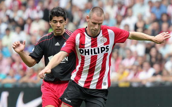 PSV - Ajax, Luis Suarez en André Ooijer (PROSHOTS)
