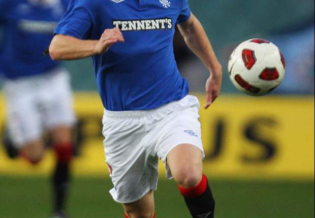 Southampton snap up Steven Davis
