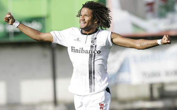 Bebé - Vitória de Guimarães