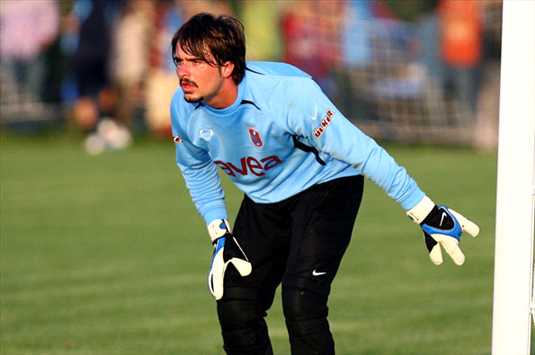 Spor Toto Süper Lig: Trabzonspor kalecisi Onur Kıvrak (www.trabzonspor.org.tr)