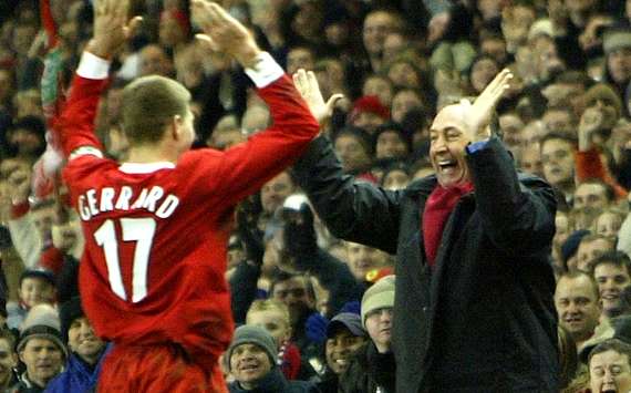 Gérard Houllier with Steven Gerrard (Getty Images)