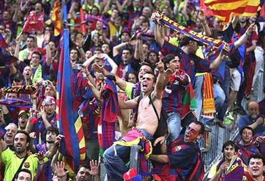 Barcelona taraftarının gol sevinçlerinden bir kare