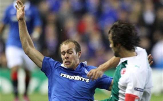 Norwich City Kontrak Steven Whittaker