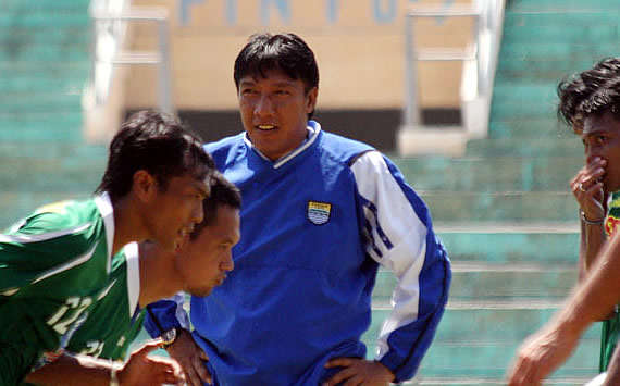 Konsentrasi Pemain Persib Bandung Jadi Sorotan Pelatih