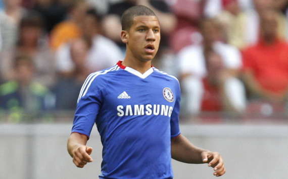 Jeffrey Bruma v drese Chelsea