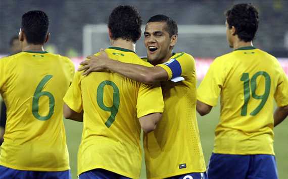 Alves Inginkan Neymar Di Barca