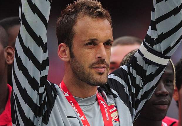 Almunia: I thought I was going to win a lot of trophies with Arsenal