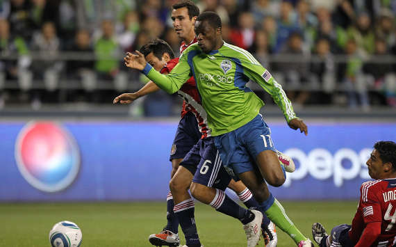 Steve Zakuani, Seattle Sounders FC; Ante Jazic, Chivas USA; MLS (Getty Images)
