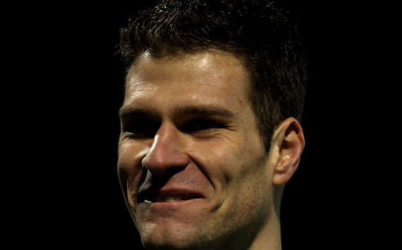 Begovic flattered by Manchester United & Liverpool interest