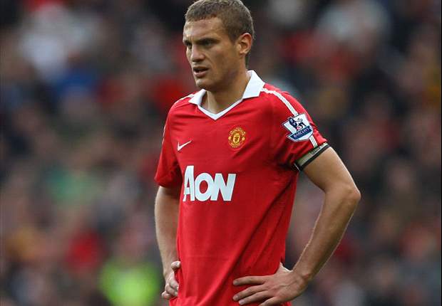 Vidic returns at perfect time as Manchester United prepare for another titanic title fight