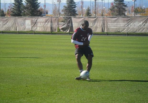 Rapids sign defender Wynne to new deal