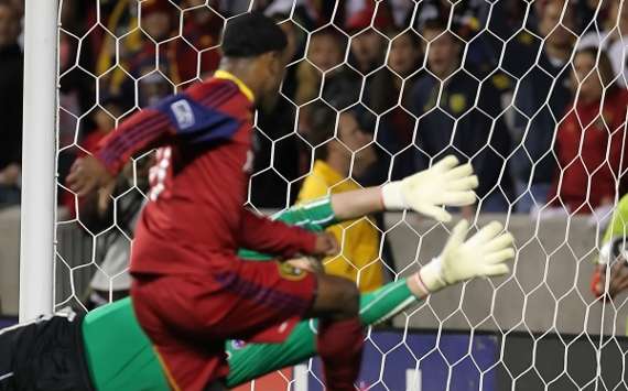 Robbie Findley, Real Salt Lake; Kevin Hartman, FC Dallas; MLS (Chris Nicoll)