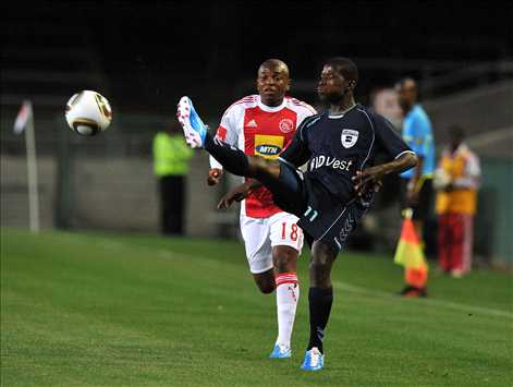 Sifiso Myeni of Bidvest Wits and Tafadzwa Rusike of Ajax Cape Town (Backpagepix)