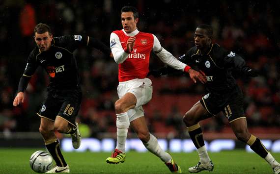 Robin van Persie: Look At Me Run Like A Horse - Carling Cup, Arsenal Vs Wigan Athletic (Getty Images)
