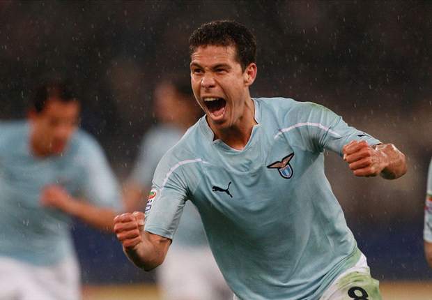EXCLUSIVO - Hernanes: "Meu sonho é fazer parte do grupo que estará no Brasil em 2014”