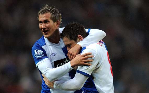 EPL : David Dunn; Morten Gamst-Pedersen , Blackburn Rovers v Wolverhampton (getty images)