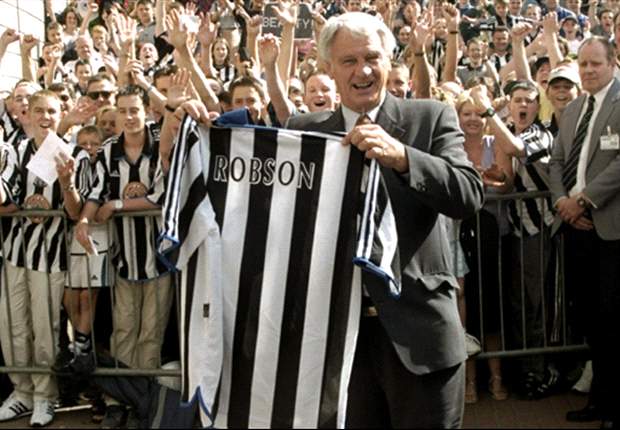 Newcastle to unveil Sir Bobby Robson statue