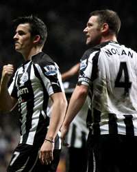 EPL ; Joey Barton - Kevin Nolan ,  Newcastle United vs Liverpool(Getty Images) 