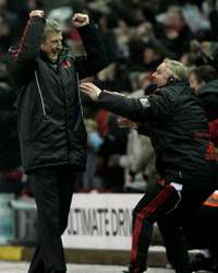 EPL : Roy Hodgson - Sammy Lee, Liverpool v Bolton Wanderers(Getty images)