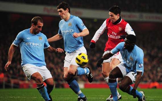 EPL - Arsenal vs Manchester City, Samir Nasri, Pablo Zabaleta, Gareth Barry(Getty Images)