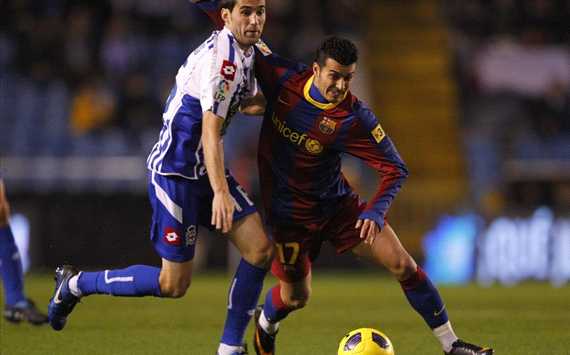 La Corunas Antonio Tomas und Barcas Pedro im Duell (Getty)