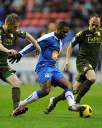 EPL : Damian Duff - Danny Murphy - Charles N'Zogbia, Wigan Athletic v Fulham(Getty Images)