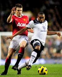 EPL: Wilson Palacios - ichael Carrick, Tottenham Hotspur v Manchester Unite(Getty Images) 