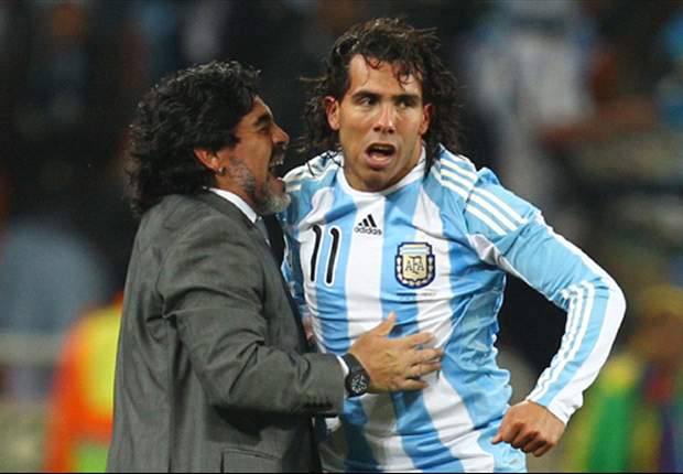 مارادونا: یک آرژانتینی واقعی برای یووه بازی نمی کند؛ از انتقال ایگواین به ناپولی واقعا خوشحالم