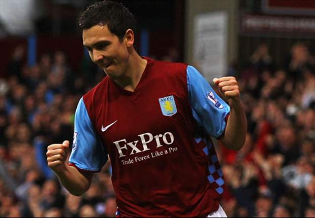 Liverpool agree fee with Aston Villa for Stewart Downing