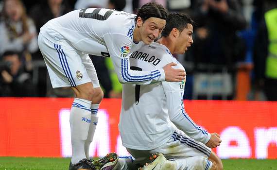 Mesut Ozil, Cristiano Ronaldo, Real Madrid (Getty Images)