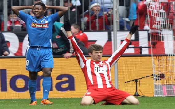 Müller jubelt, Alaba ärgert sich (Bongarts/Getty)