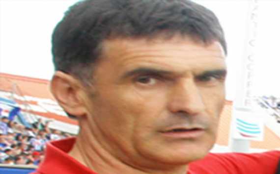 Jose Luis Mendilibar Tertawa Real Madrid Diwartakan Krisis Pemain