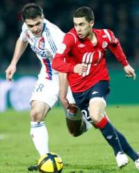 Ligue 1 : Eden Hazard (Lille OSC) vs Jeremy Toulalan (Olympique Lyonnais)