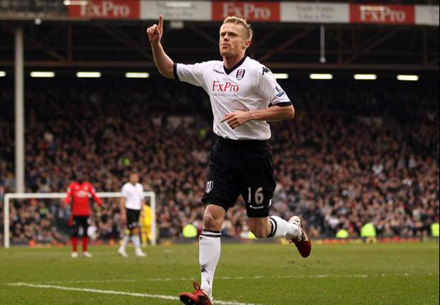 Duff signs one-year contract extension with Fulham