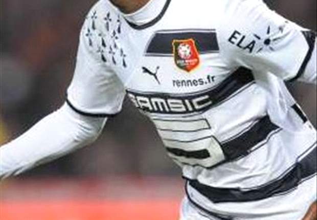 Official: Wolves sign Rennes winger Boukari