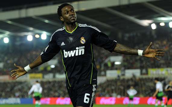 Adebayor hits out at Mancini