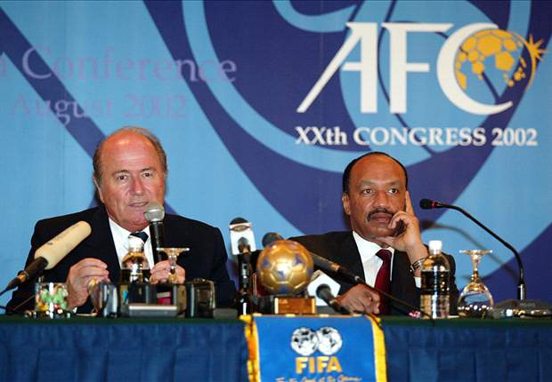 Sepp Blatter: Re-elect me for FIFA presidency or football suffers