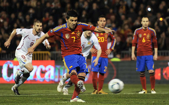 Euro 2012 Qualifiers: David Villa (Spain vs Czech Republic)