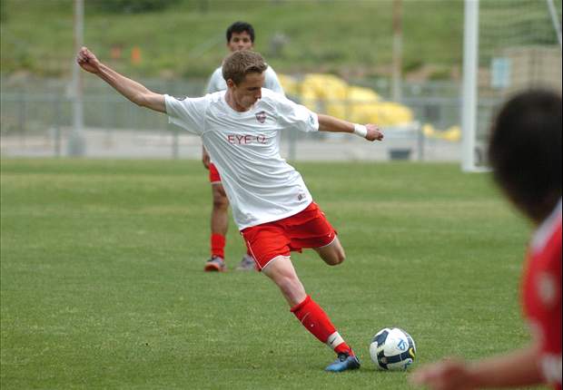 Report: American teenager Villyan Bijev signs with Liverpool FC