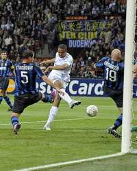 Joel Matip scores against Inter, Inter - Schalke 04